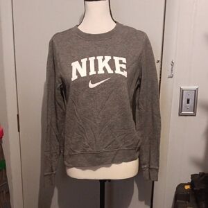 Nike Heather Gray Crewneck Sweatshirt